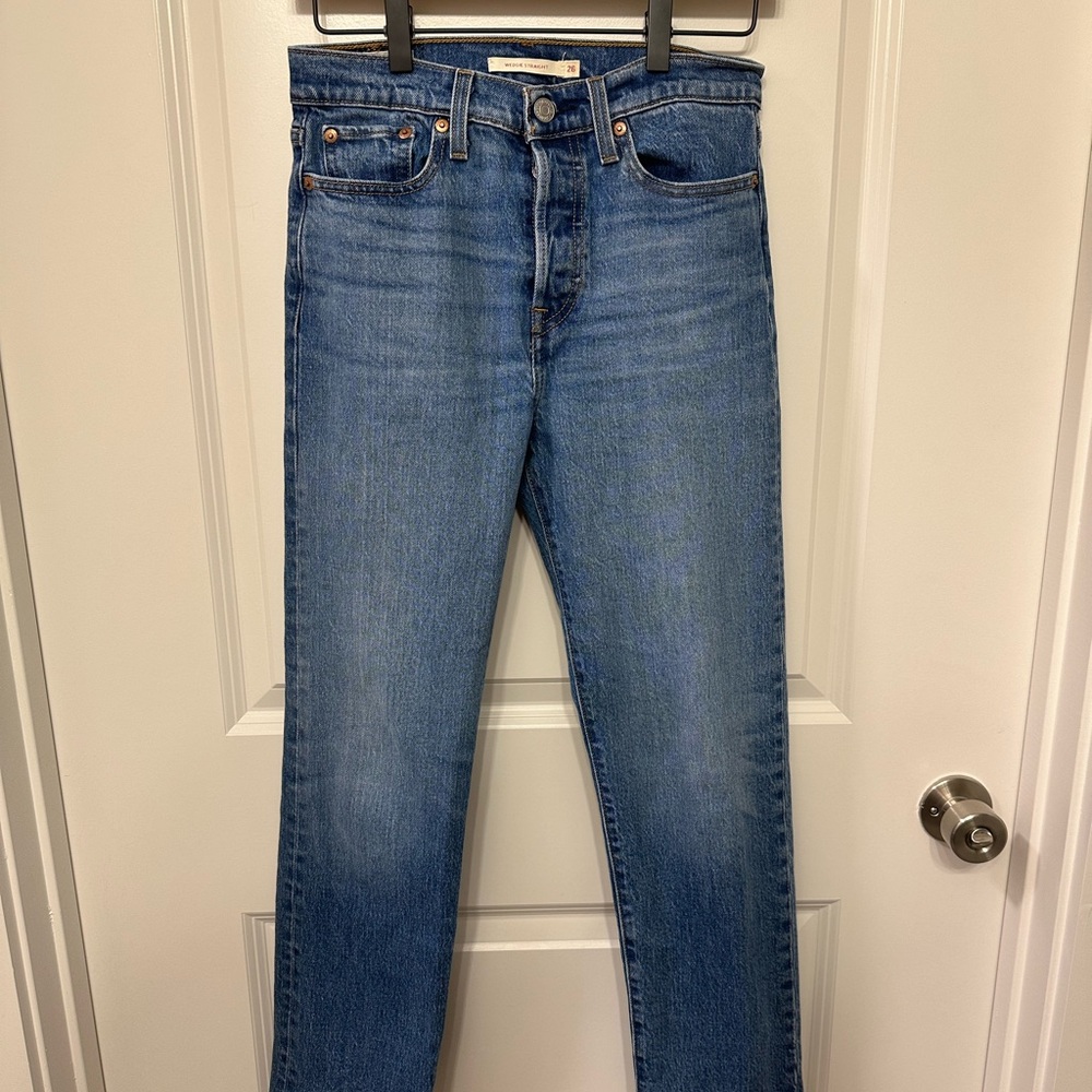 Levi’s wedgie straight jeans